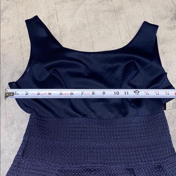 NWT New York & Company Sleeveless Dress - Picture 7 of 11